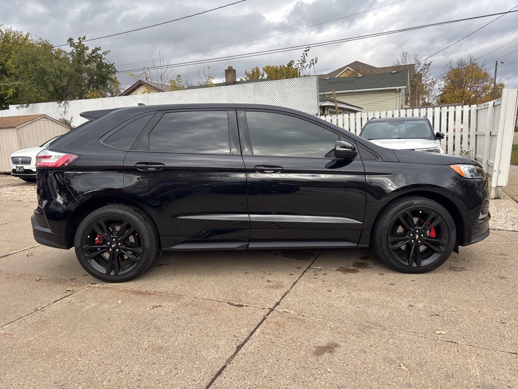Used 2022 Ford Edge ST with VIN 2FMPK4AP5NBA26865 for sale in Lake City, Minnesota