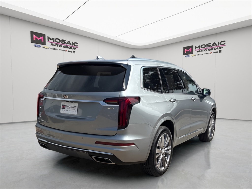 Used 2025 Cadillac XT6 Premium Luxury with VIN 1GYKPDRS3SZ118858 for sale in Lake City, Minnesota