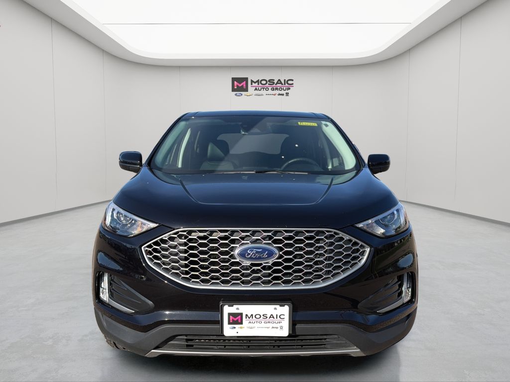 Used 2024 Ford Edge SEL with VIN 2FMPK4J97RBA43786 for sale in Zumbrota, Minnesota