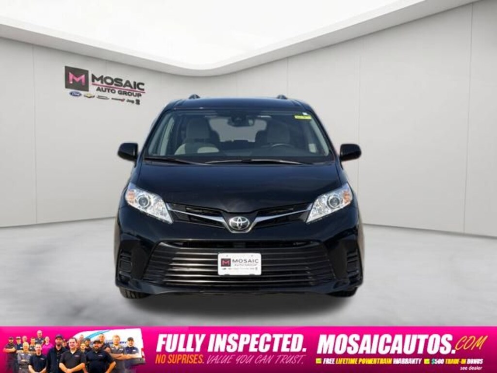 Used 2018 Toyota Sienna LE Minivan/Van
