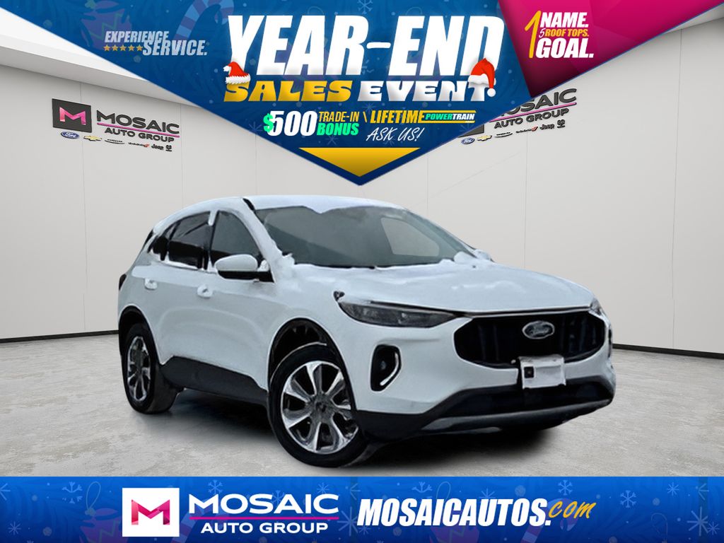 2023 Ford Escape Platinum's photo