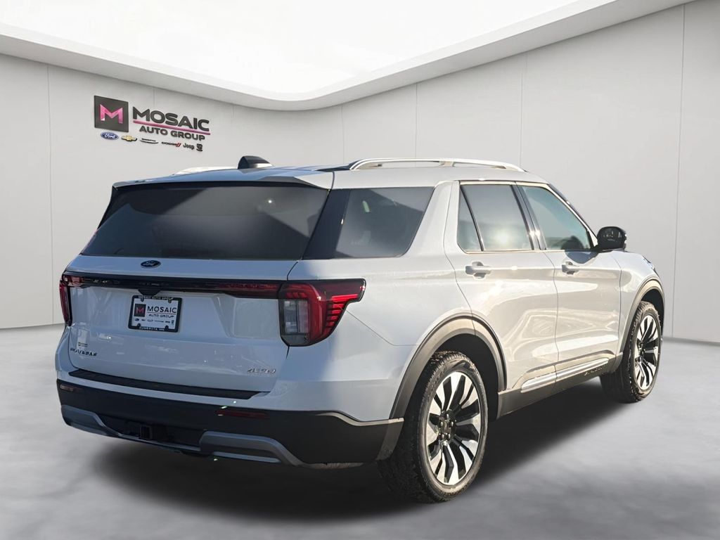 2026 Ford Explorer Platinum - Photo 8