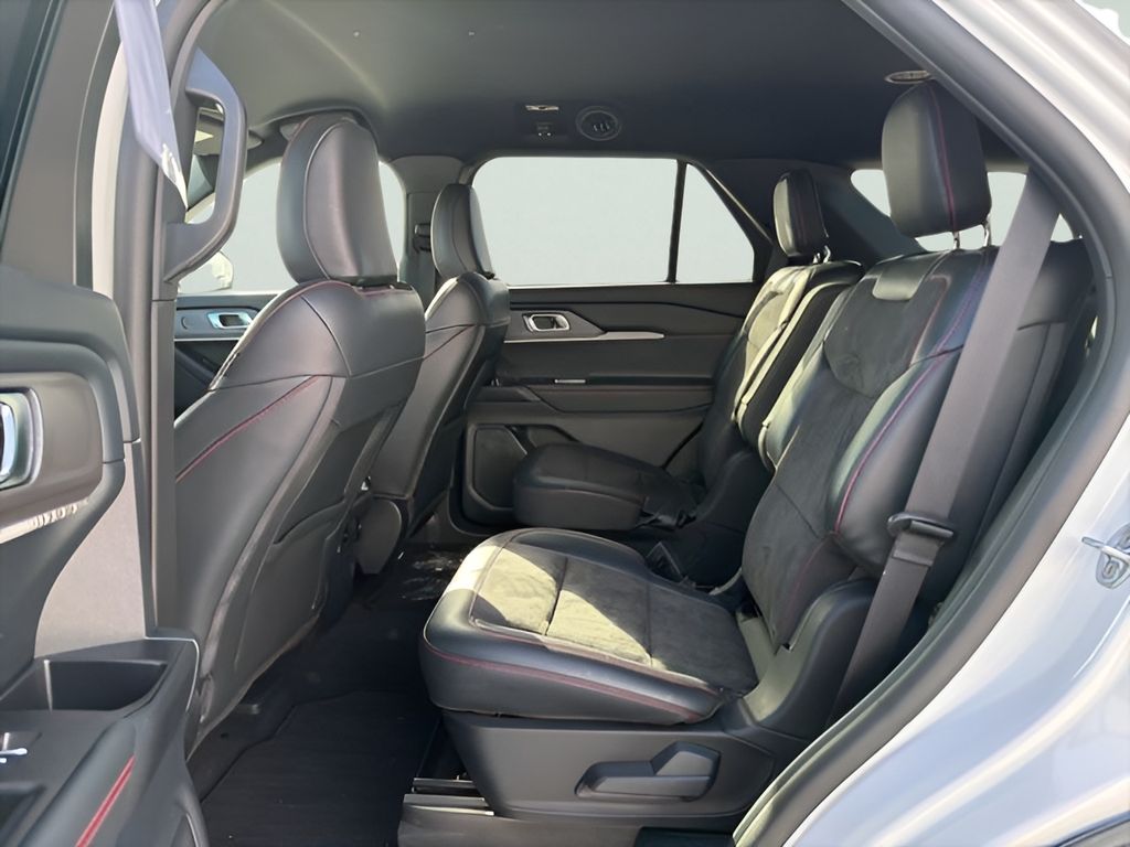 Used 2025 Ford Explorer ST with VIN 1FMWK8GC0SGB26108 for sale in Zumbrota, Minnesota