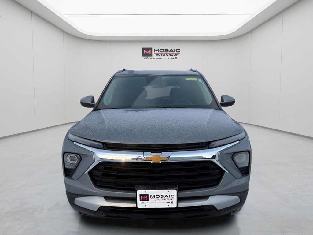 Used 2025 Chevrolet Trailblazer LT with VIN KL79MRSL8SB013025 for sale in Zumbrota, Minnesota