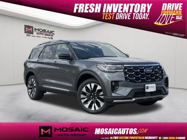 2026 Ford Explorer Platinum 4WD's photo