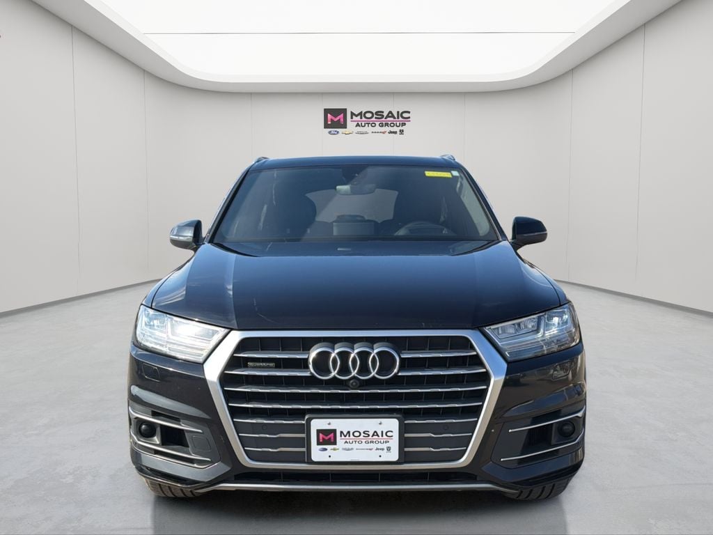 Used 2018 Audi Q7 Prestige with VIN WA1VAAF73JD043815 for sale in Zumbrota, Minnesota