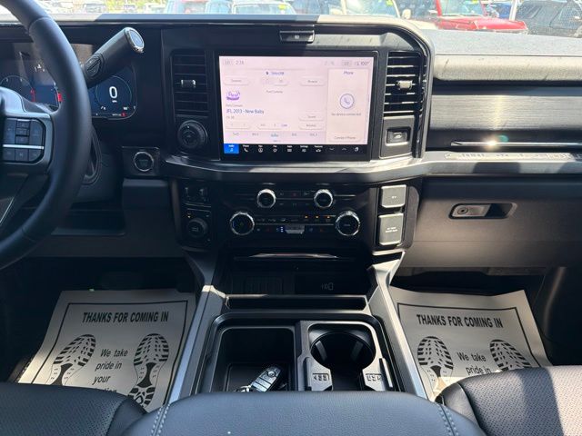 2026 Ford F-350 Super Duty Lariat - Photo 16
