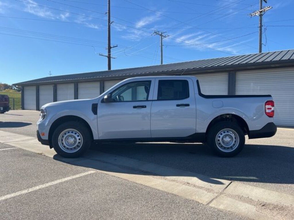 New 2025 Ford Maverick XL Truck
