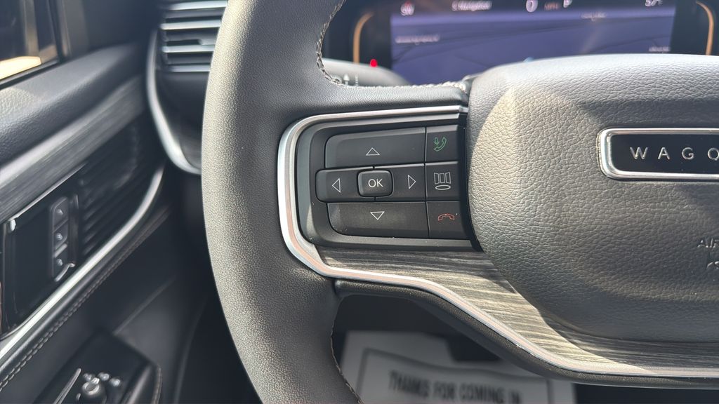 2024 Jeep Wagoneer L Series III - Photo 39