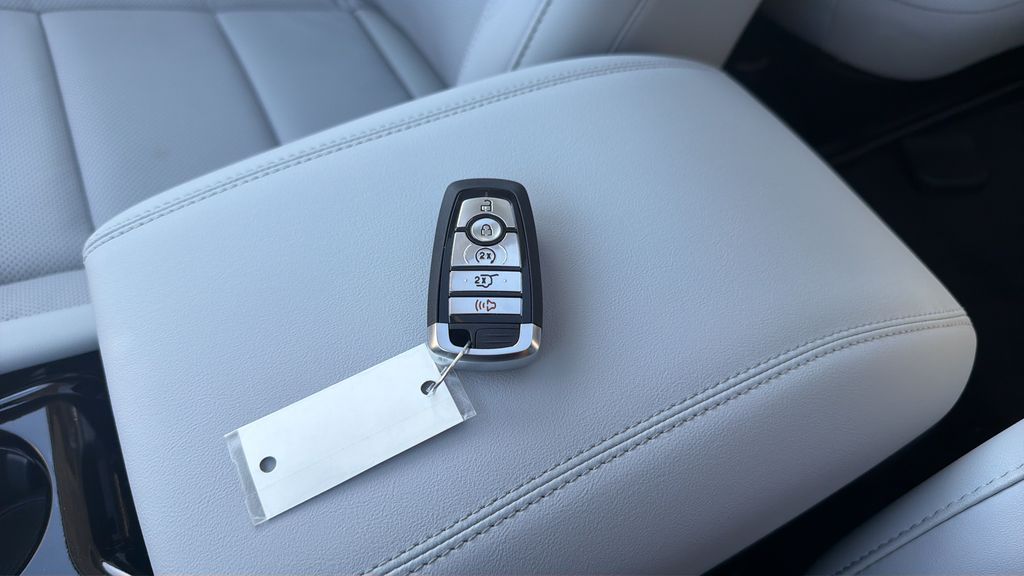 2026 Ford Explorer Platinum - Photo 42