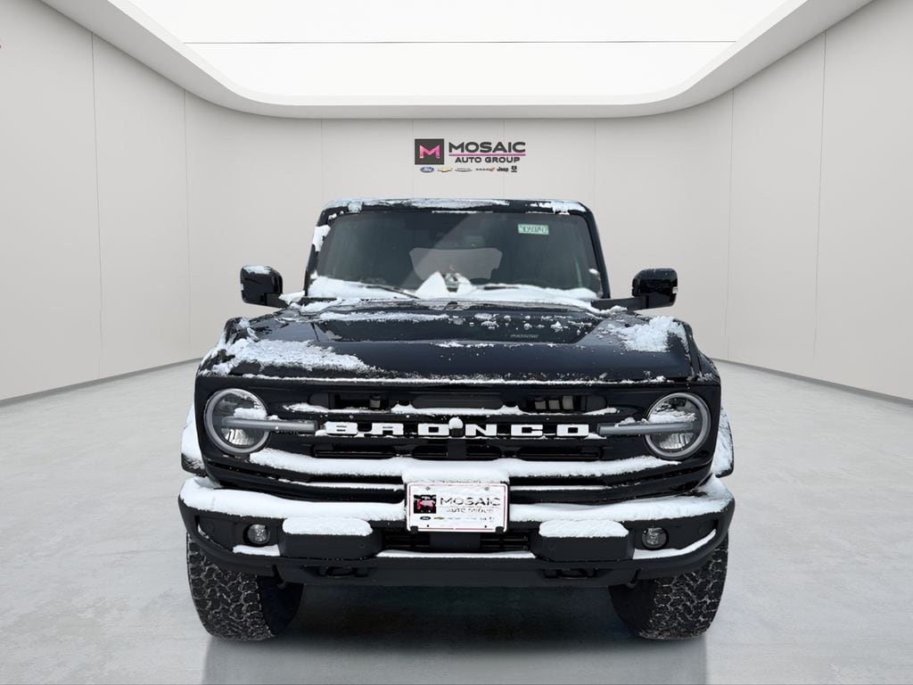 New 2025 Ford Bronco Outer Banks SUV