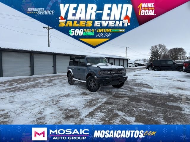 2023 Ford Bronco 4-Door Big Bend's photo