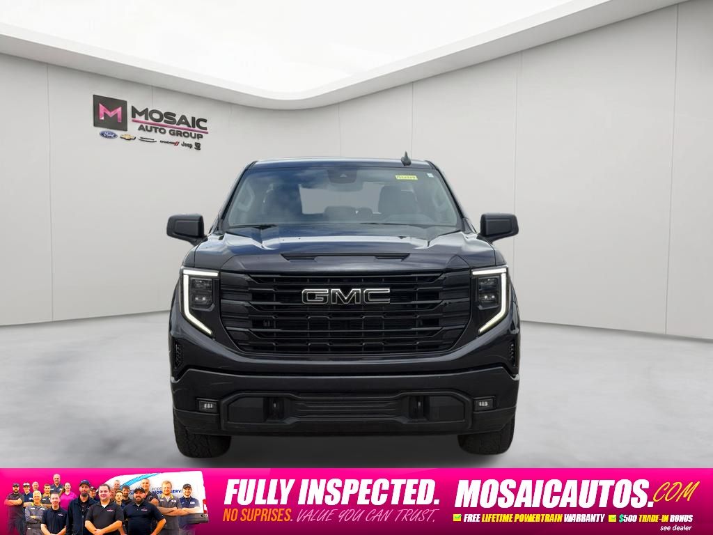 Used 2022 GMC Sierra 1500 Elevation with VIN 1GTUUCED7NZ609530 for sale in Zumbrota, Minnesota