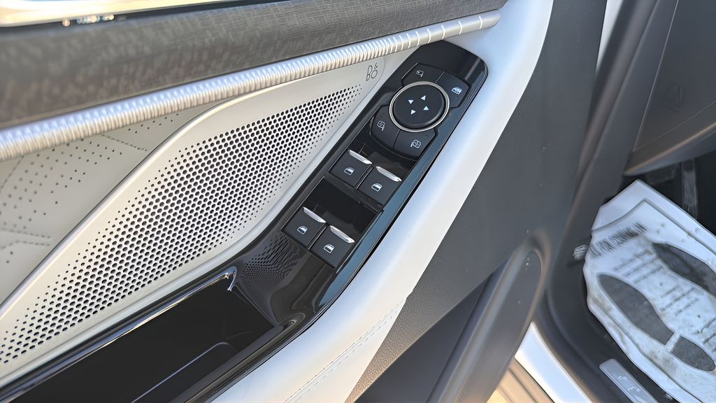 2026 Ford Explorer Platinum - Photo 28