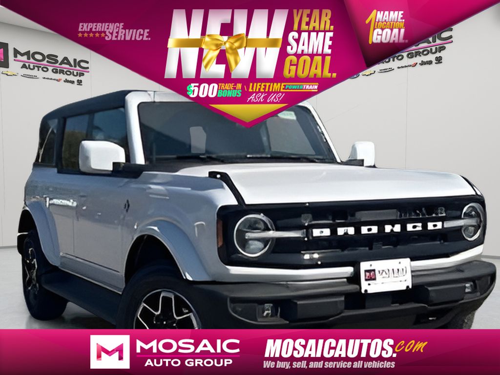 2025 Ford Bronco 4-Door Outer Banks's photo