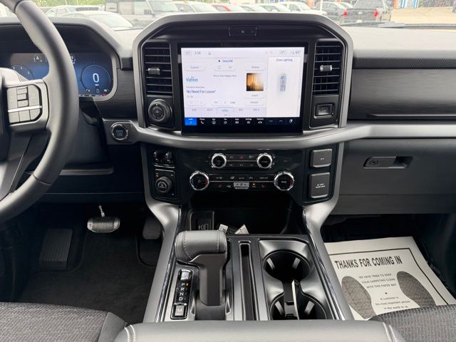 2026 Ford F-150 XLT - Photo 15