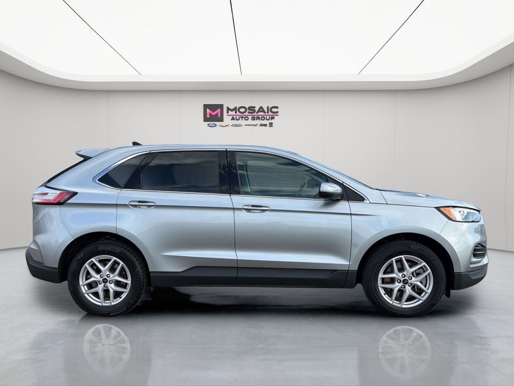 Used 2024 Ford Edge SEL with VIN 2FMPK4J92RBA69549 for sale in Zumbrota, Minnesota