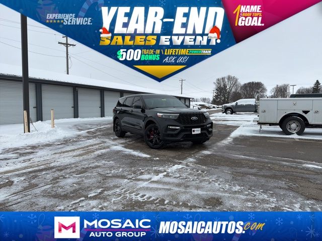 2021 Ford Explorer ST's photo