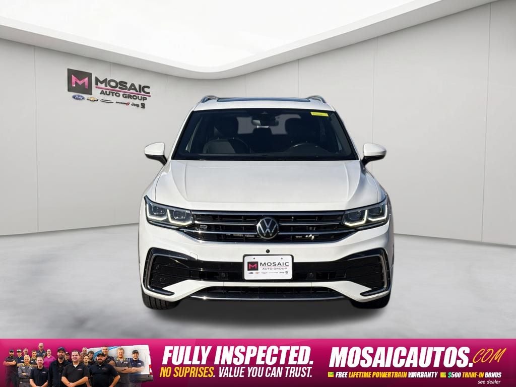 Used 2022 Volkswagen Tiguan SEL R-LINE with VIN 3VV4B7AX1NM019291 for sale in Zumbrota, Minnesota