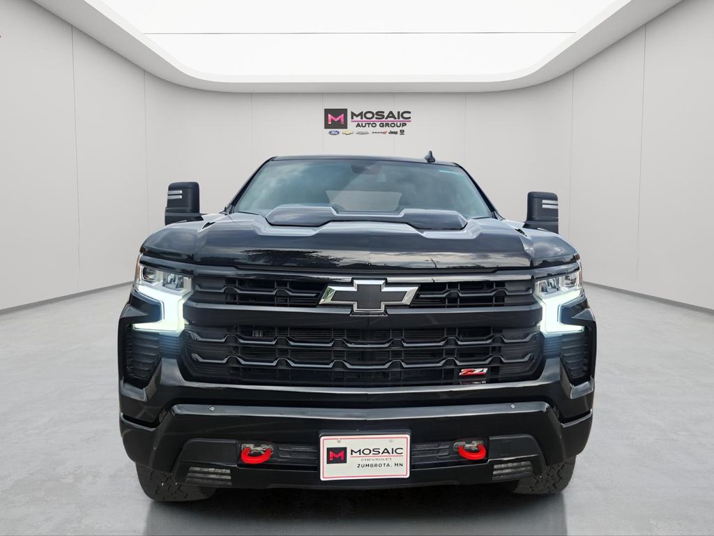 Used 2024 Chevrolet Silverado 1500 LT Trail Boss with VIN 3GCUDFED7RG219700 for sale in Zumbrota, Minnesota