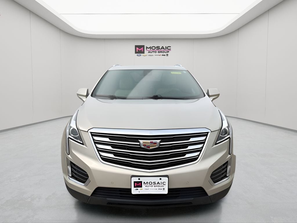 Used 2017 Cadillac XT5 Luxury with VIN 1GYKNDRS7HZ181797 for sale in Zumbrota, Minnesota