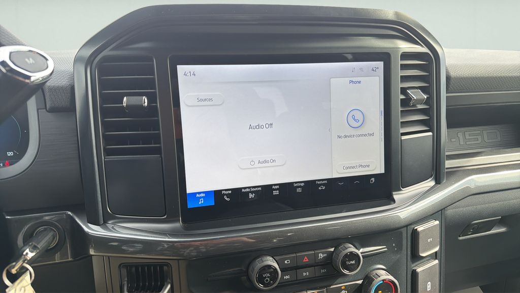 2025 Ford F-150 STX - Photo 29