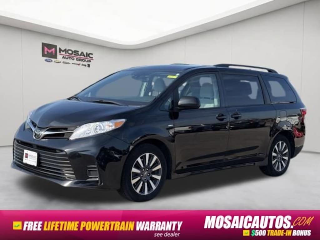 Used 2018 Toyota Sienna LE Minivan/Van