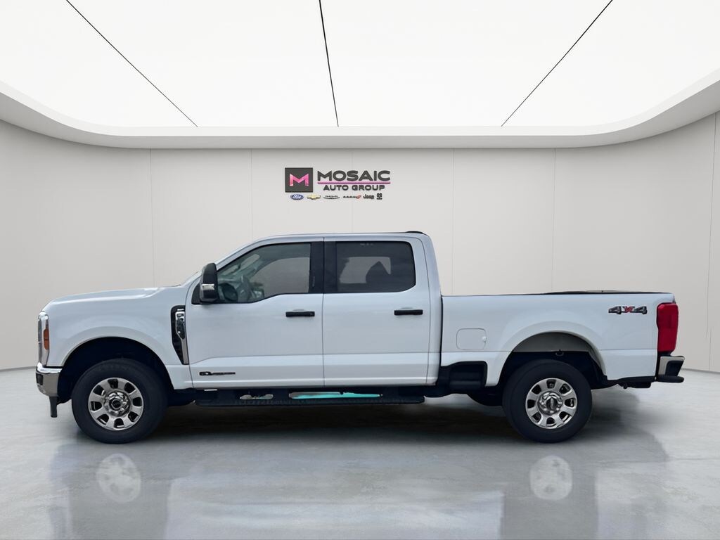 Used 2024 Ford F-250SD XLT Truck