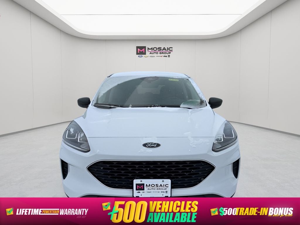 Used 2022 Ford Escape SE with VIN 1FMCU9G68NUB71249 for sale in Zumbrota, Minnesota