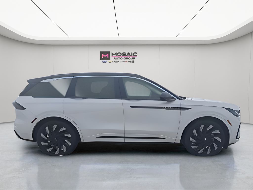 Used 2025 Lincoln Nautilus Black Label with VIN 5LMPJ9J47SJ905312 for sale in Zumbrota, Minnesota