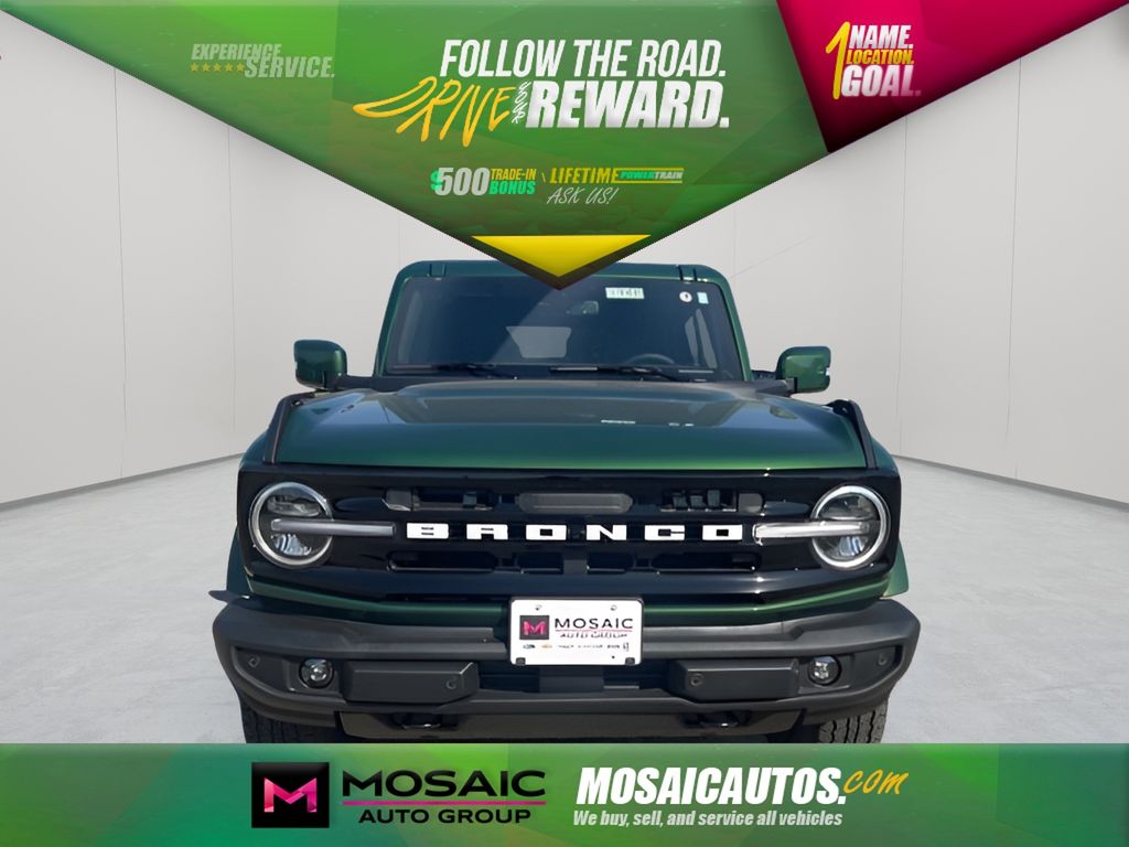 2025 Ford Bronco 4-Door Outer Banks