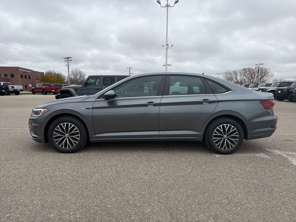 Used 2019 Volkswagen Jetta SEL Sedan