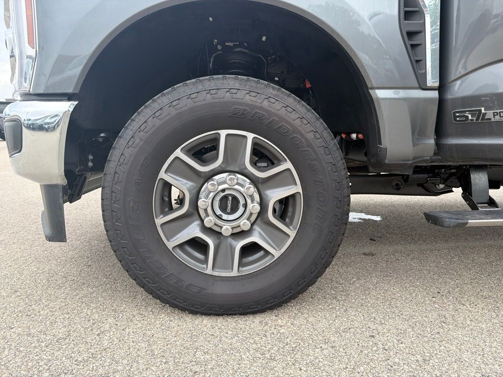 2026 Ford F-350 Super Duty Lariat - Photo 41