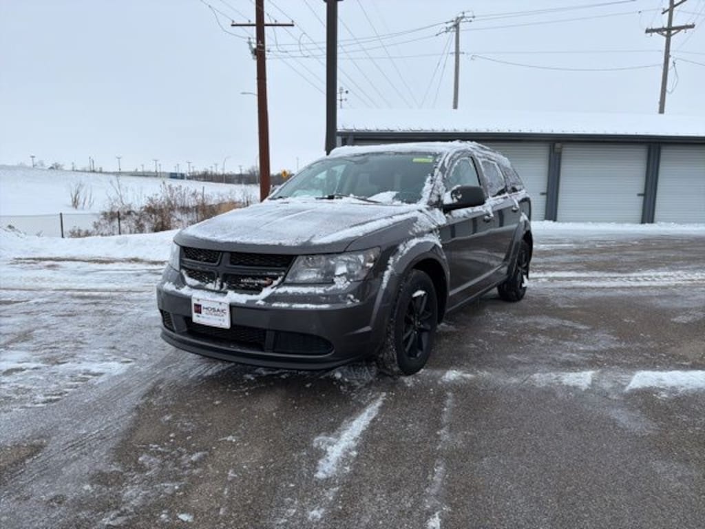 Used 2020 Dodge Journey SE SUV