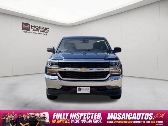 Used 2017 Chevrolet Silverado 1500  with VIN 1GCNKNEH7HZ403721 for sale in Zumbrota, Minnesota