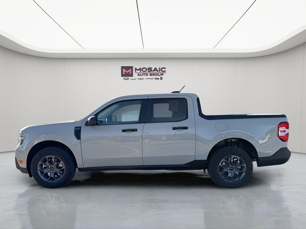 New 2025 Ford Maverick XLT Truck
