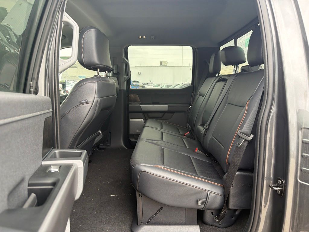 2026 Ford F-350 Super Duty Lariat - Photo 17