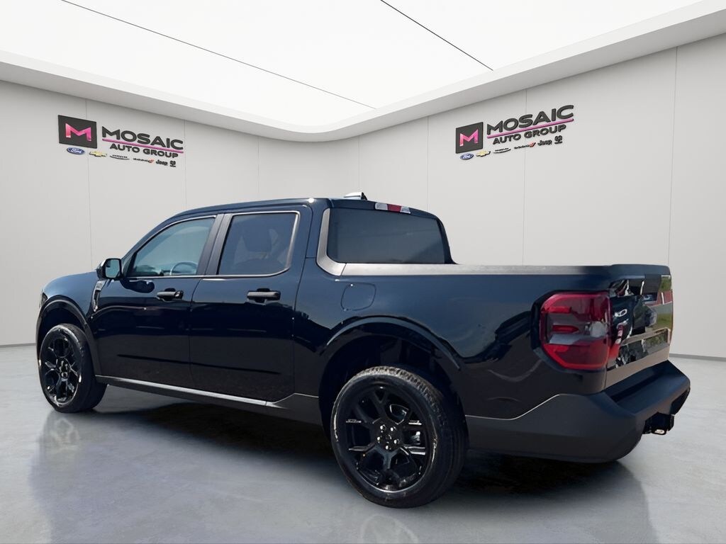 New 2025 Ford Maverick XLT Truck