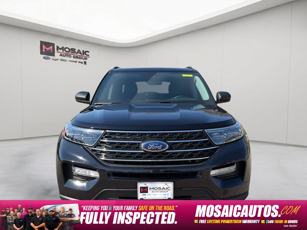Used 2023 Ford Explorer XLT with VIN 1FMSK8DH4PGA50804 for sale in Zumbrota, Minnesota