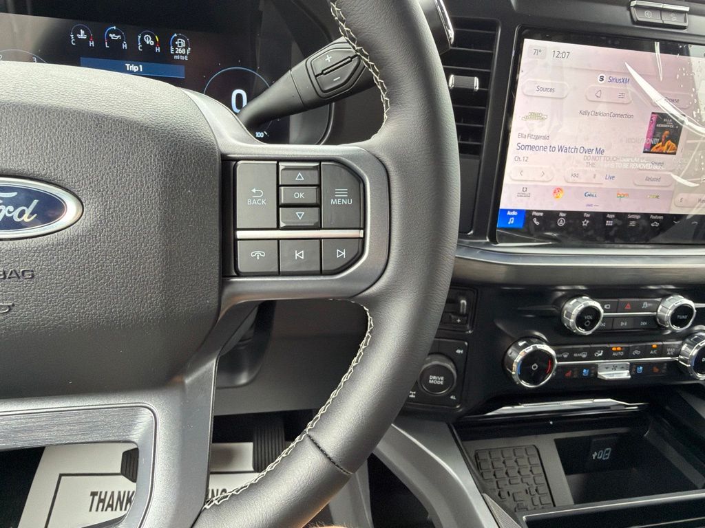 2026 Ford F-350 Super Duty Lariat - Photo 37