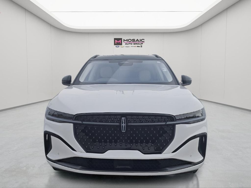 Used 2025 Lincoln Nautilus Black Label with VIN 5LMPJ9J47SJ905312 for sale in Zumbrota, Minnesota