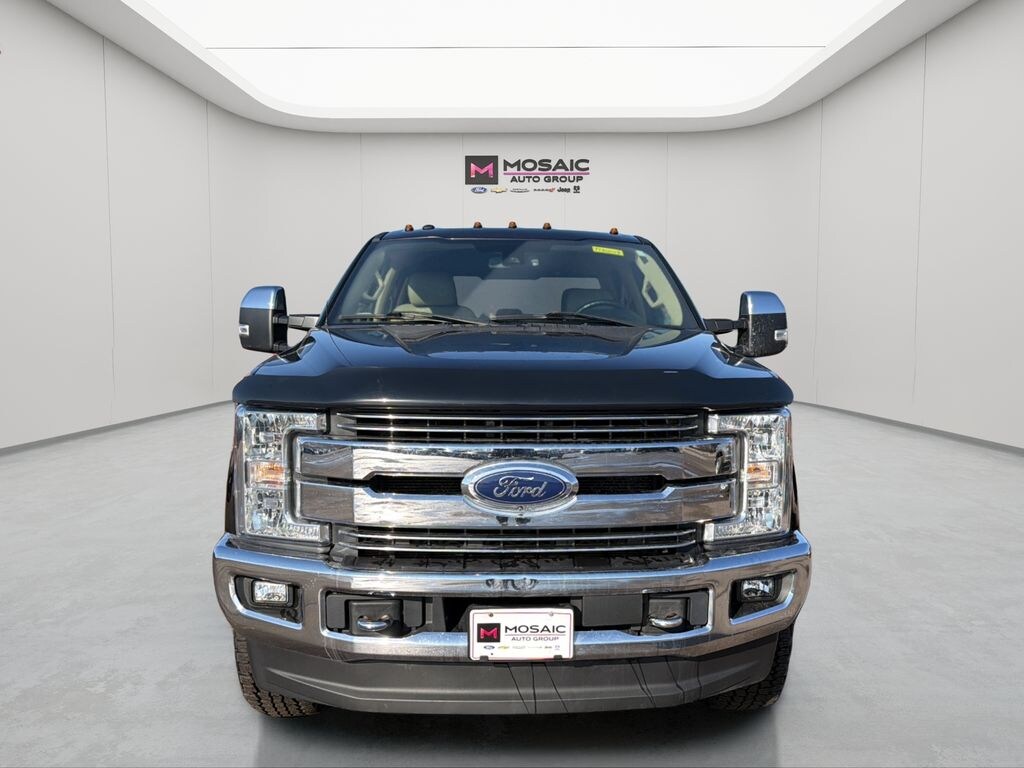 Used 2018 Ford F-250SD Lariat Truck