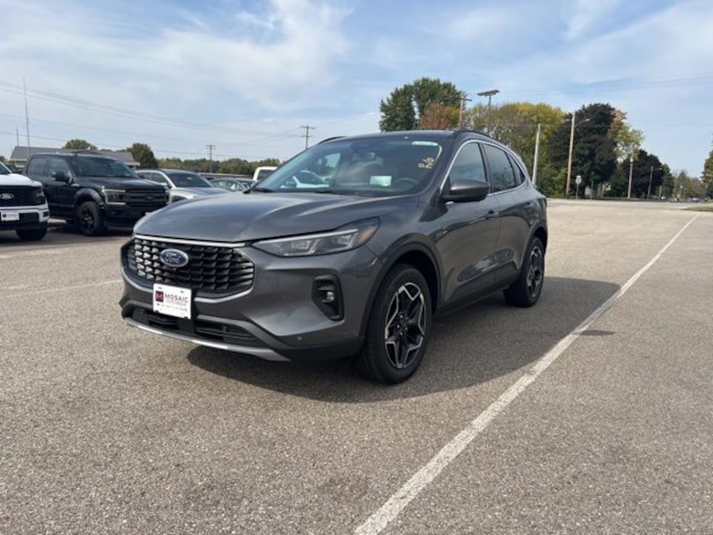 New 2026 Ford Escape Platinum SUV