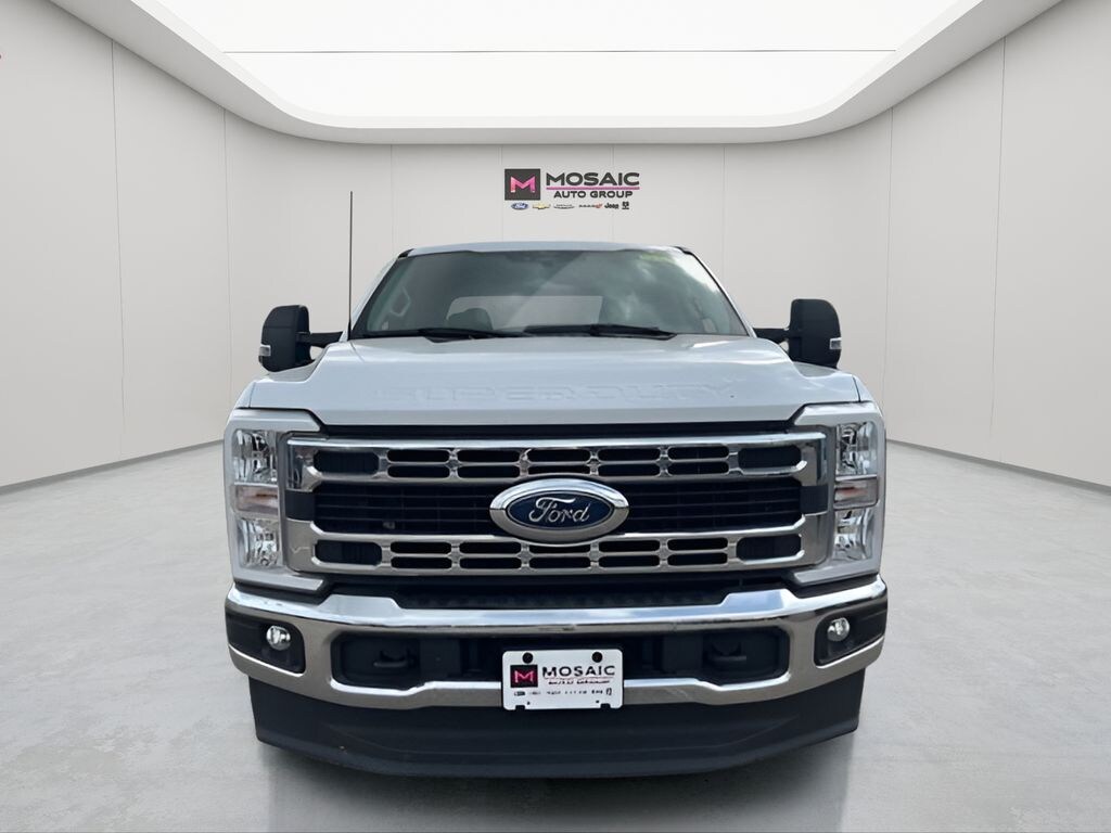 Used 2024 Ford F-250SD XLT Truck
