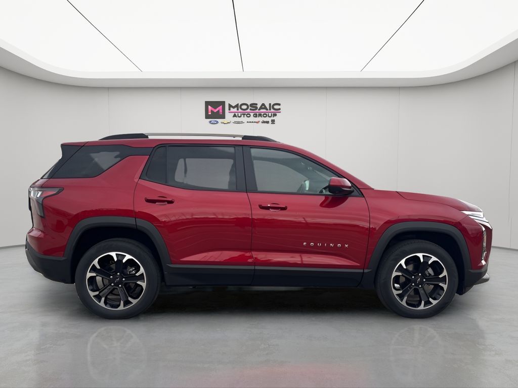 Used 2025 Chevrolet Equinox LT with VIN 3GNAXPEG2SL111631 for sale in Zumbrota, Minnesota