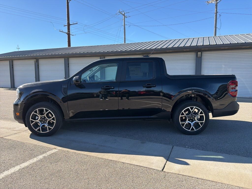 New 2025 Ford Maverick Lariat Truck