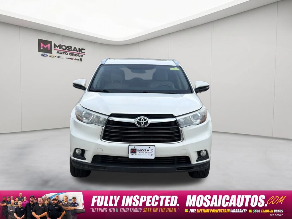 Used 2016 Toyota Highlander XLE with VIN 5TDJKRFH9GS268696 for sale in Zumbrota, Minnesota