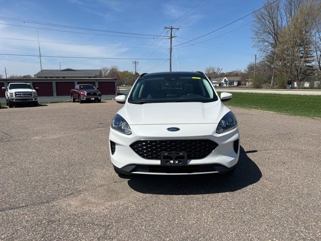 Used 2021 Ford Escape SE with VIN 1FMCU9BZ3MUA92460 for sale in Zumbrota, Minnesota