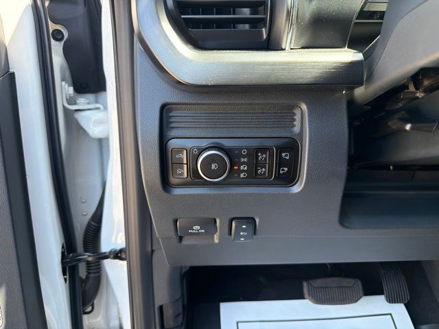 2026 Ford F-350 Super Duty Lariat - Photo 28