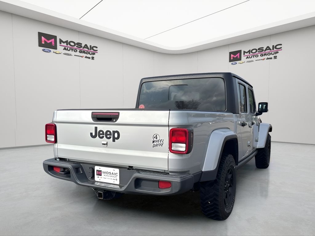 Used 2022 Jeep Gladiator Willys Truck